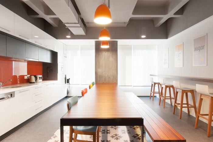 开放式办公室茶水间装修设计实景图