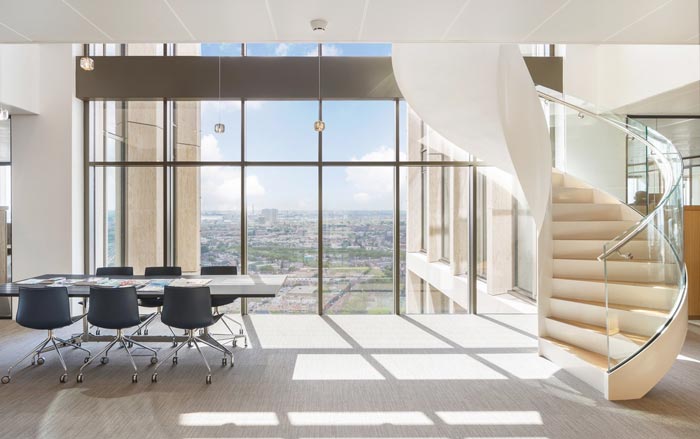 医药公司办公室楼梯装修设计案例效果图